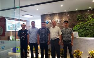 深圳市建筑项目管理协会会长及成都呈靖劳务总经理前往公司沟通交流